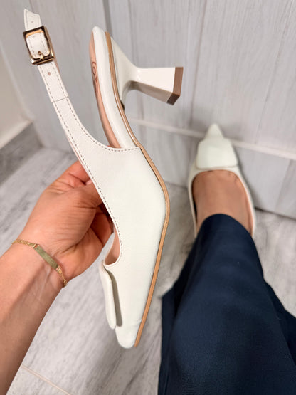 Stiletto slingback off-white