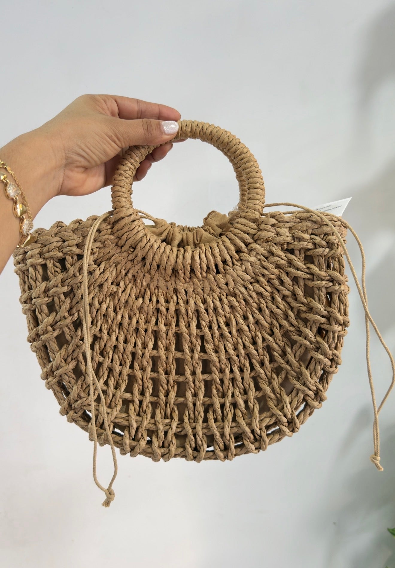Bolso en yute, asa redonda