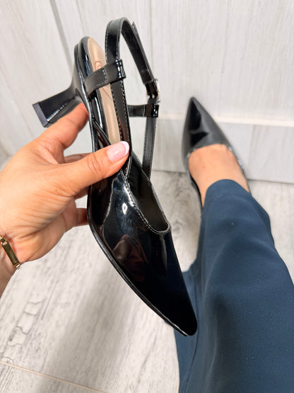 Stilettos slingback charol clásico