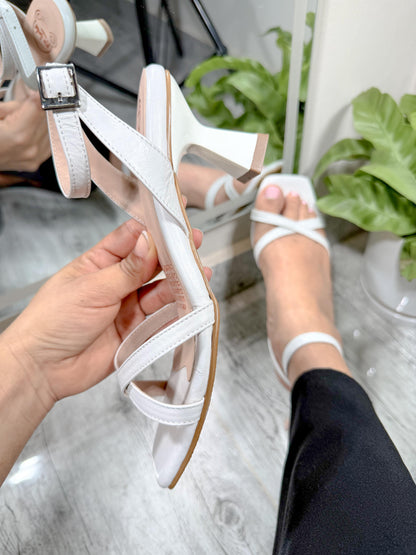 Sandalia de tacón Rynel