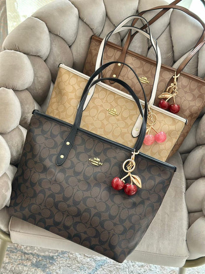 Bolso de viral con detalle de cereza 🍒