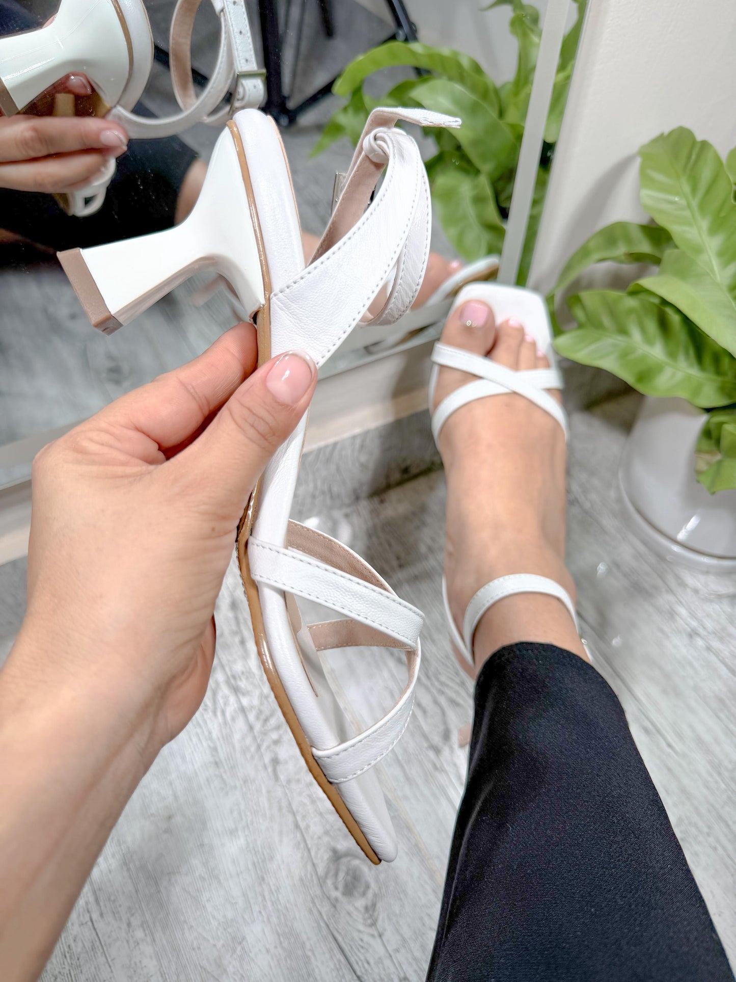 Sandalia de tacón Rynel