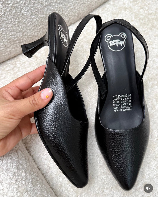 Stiletto negro ejecutivo