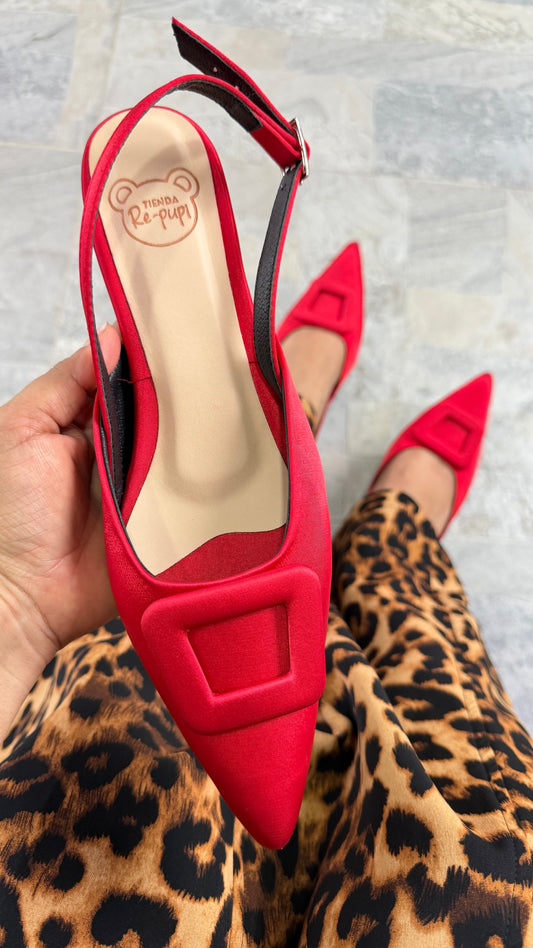 Stilettos Slingback en Satín Rojo 👠❤️