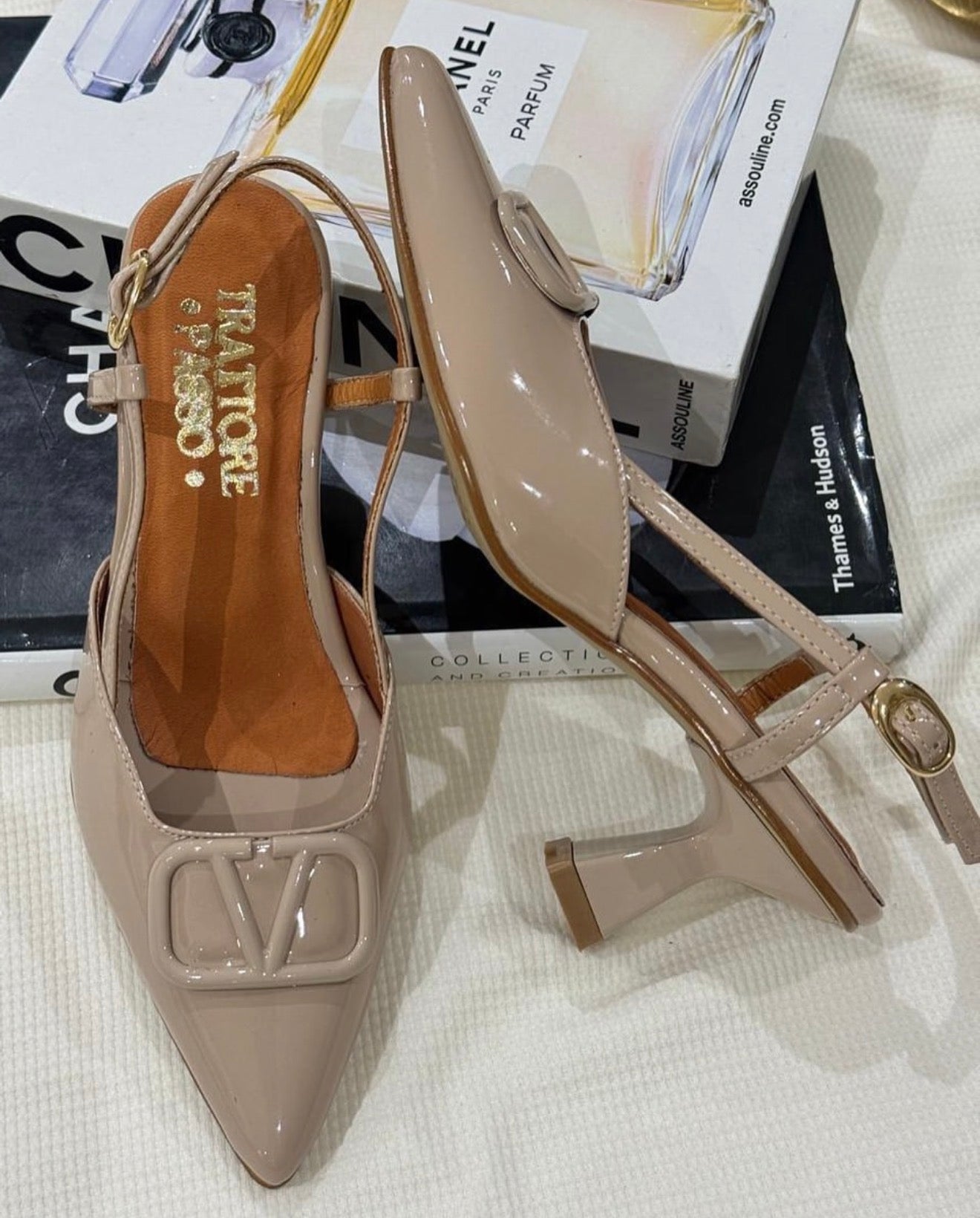 👠 Stiletto en Charol - Elegancia y Confort Total